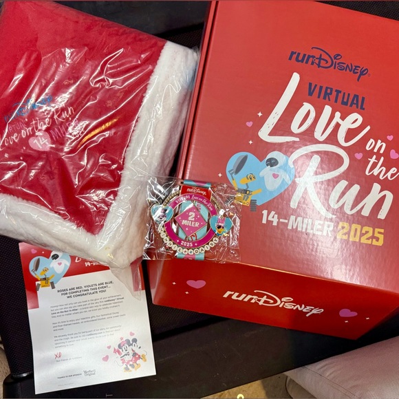 RunDisney Virtual Love on the Run 14-Miler Challenge Swag